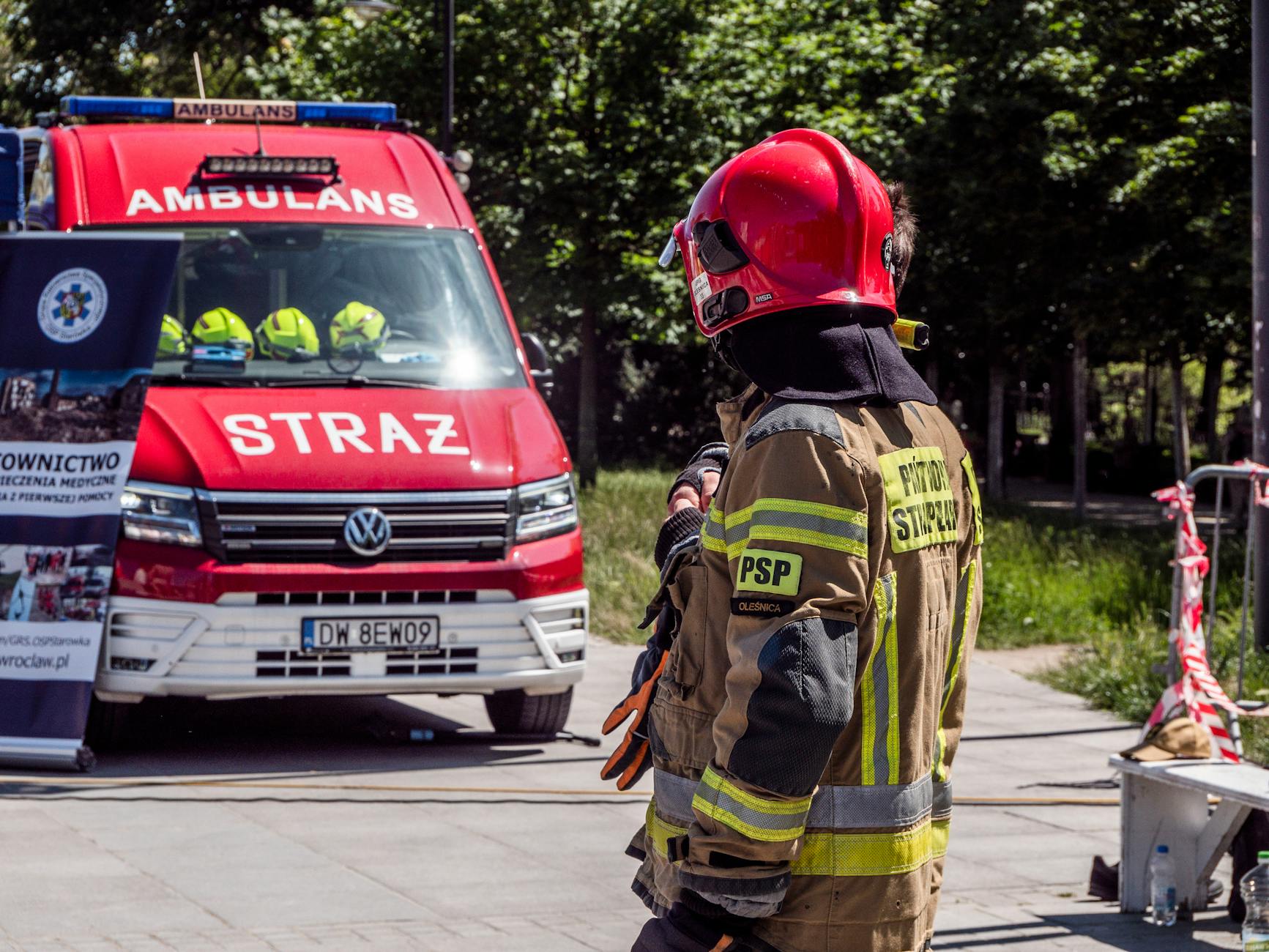 Strażacy uratowali życie w Stoczku Łukowskim. Jak zacząć w służbach ratowniczych?